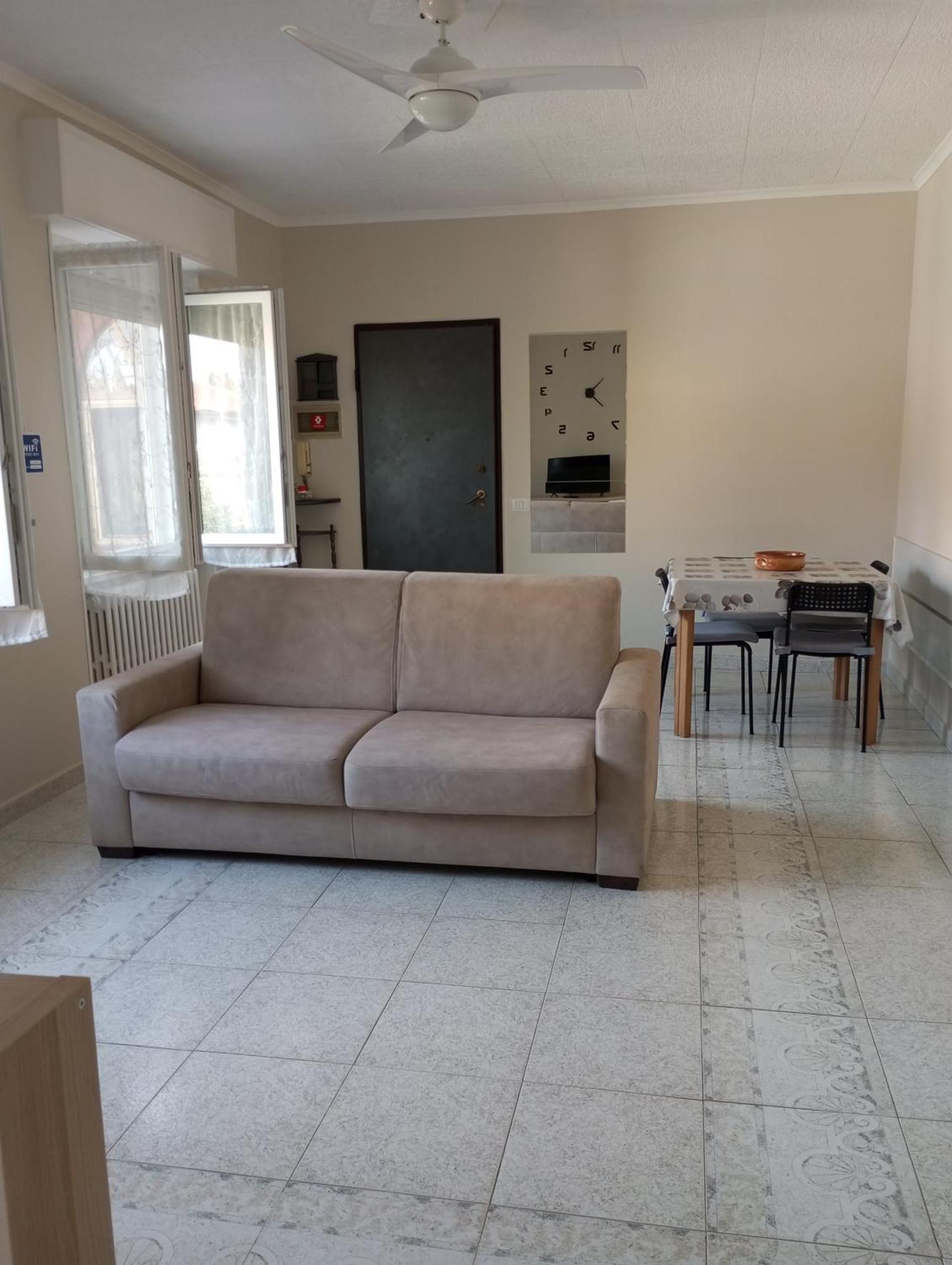 Casa Vacanze Il Fiore Di Loto Lejlighed Zibido San Giacomo Eksteriør billede